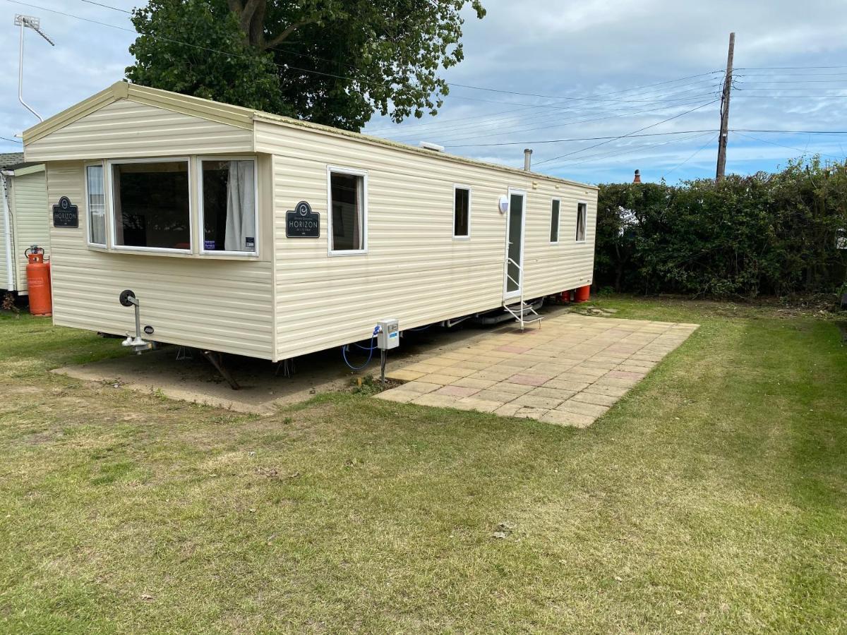 3 Bed 8 Berth Caravan In California Cliffs - M1 Great Yarmouth Esterno foto