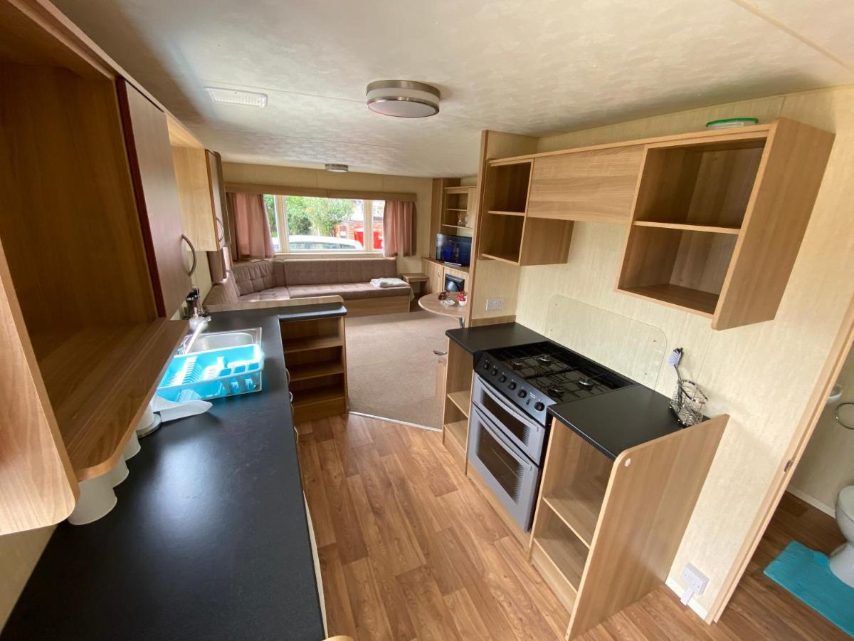 3 Bed 8 Berth Caravan In California Cliffs - M1 Great Yarmouth Esterno foto